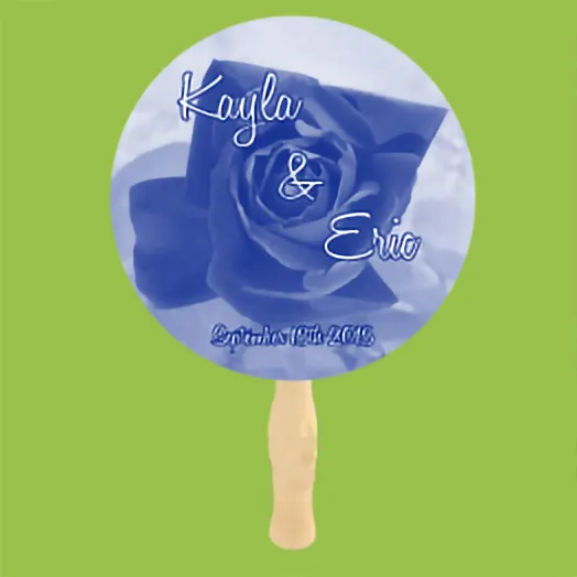 Round fan with a blue rose behind Kayla & Eric